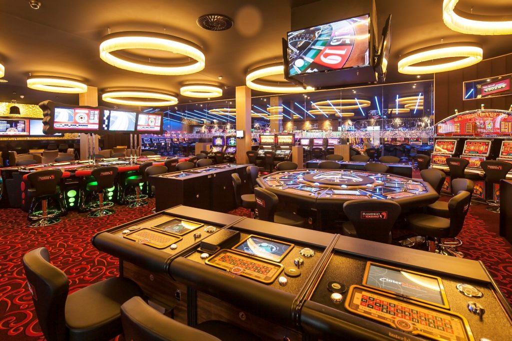 Play at Online Casinos Games